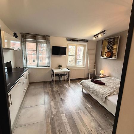 Apartament Z Widokiem Na Pomnik Kopernika - Rynek Staromiejski Stary Toruń Exteriör bild