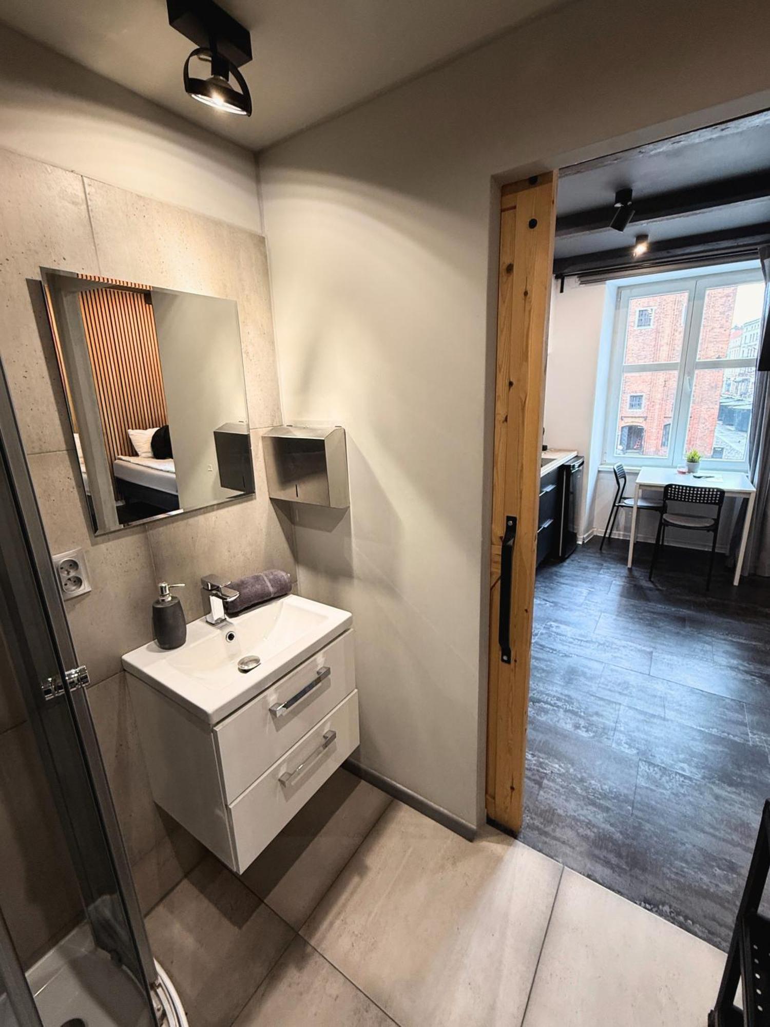 Apartament Z Widokiem Na Pomnik Kopernika - Rynek Staromiejski Stary Toruń Exteriör bild