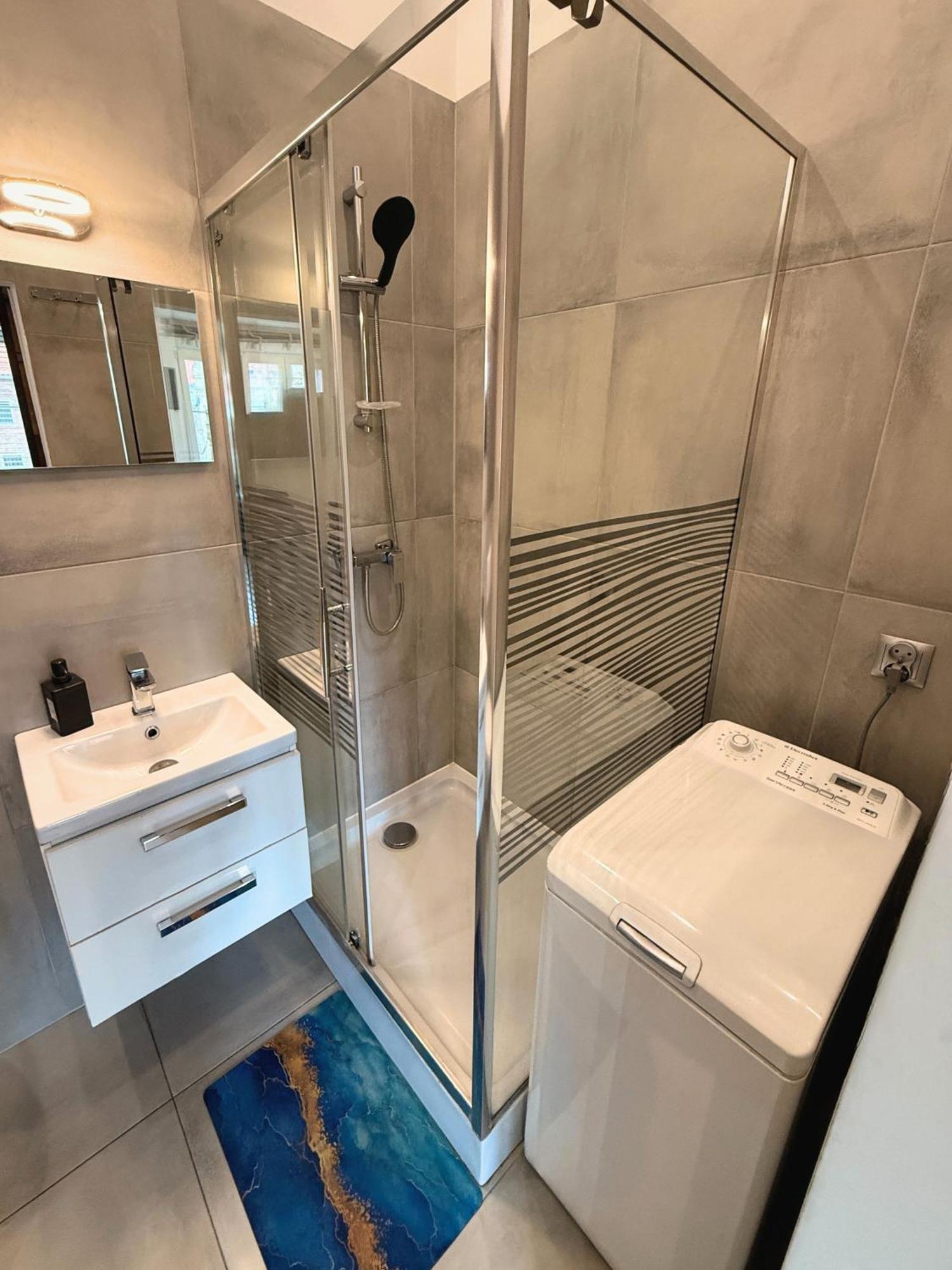 Apartament Z Widokiem Na Pomnik Kopernika - Rynek Staromiejski Stary Toruń Exteriör bild