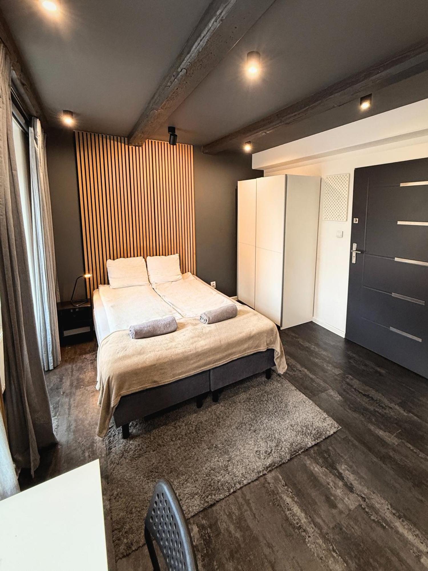 Apartament Z Widokiem Na Pomnik Kopernika - Rynek Staromiejski Stary Toruń Exteriör bild